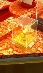 金银展示架与金银制品销售的艺术 融合美学与商业